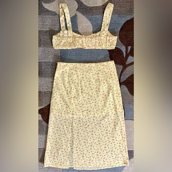 Princess Polly 2 Piece Midi Skirt w Front Slit Yellow w Orange Floral - Picture 13 of 14